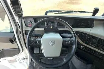 Volvo FH 540 8x4*4, 405 kW, diisel, automaat