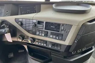 Volvo FH 540 8x4*4, 405 kW, diisel, automaat