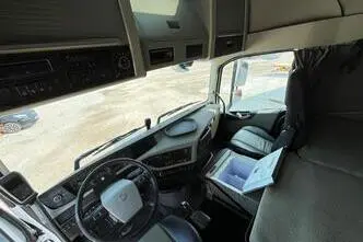 Volvo FH 540 8x4*4, 405 kW, diisel, automaat