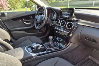 Mercedes-Benz C 180, 1.6, 85 kW, diesel, manual, rear-wheel drive