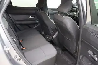 Dacia Duster, 1.2, 96 kW, hybrid, manual, four-wheel drive