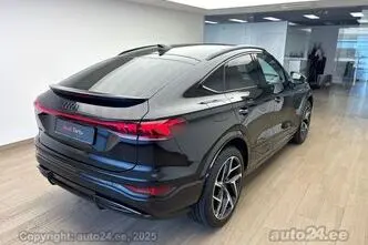 Audi Q6 e-tron, 225 kW, electric, automatic, rear-wheel drive