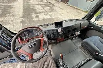 MAN TGA26.530, 390 kW, diesel, manual