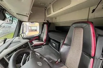 Volvo FM500 6x2, 375 kW, diesel, automatic