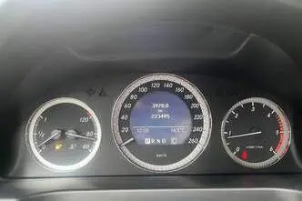 Mercedes-Benz C 220, 2.1, 125 kW, дизель, автомат, задний привод