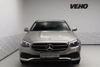 Mercedes-Benz E 200, 2.0, 145 kW, бензин, автомат, полный привод