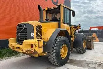 Volvo L 90 F 4x4, 128 kW, дизель, автомат