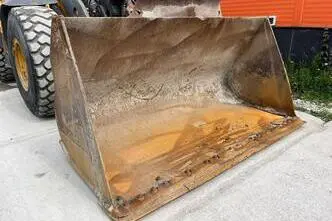 Volvo L 90 F 4x4, 128 kW, дизель, автомат