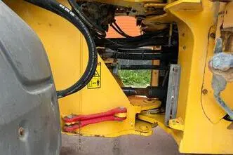 Volvo L 90 F 4x4, 128 kW, дизель, автомат