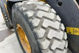 Volvo L 90 F 4x4, 128 kW, дизель, автомат