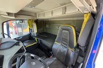 Volvo FH 16 750 6x4, 551 kW, diesel, automatic