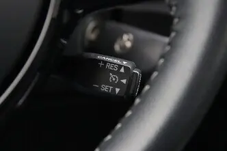Toyota Yaris, 1.5, 54 kW, hybrid, automatic, front-wheel drive