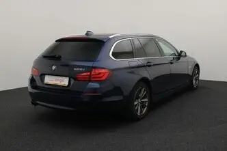 BMW 520, 2.0, 135 kW, бензин, автомат, задний привод