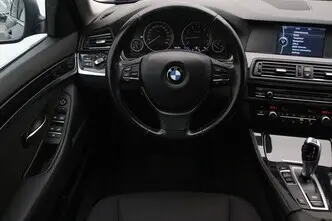 BMW 520, 2.0, 135 kW, бензин, автомат, задний привод