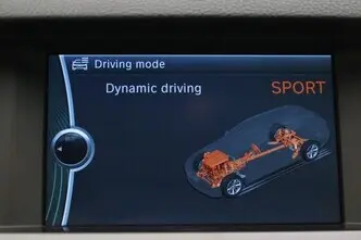 BMW 520, 2.0, 135 kW, бензин, автомат, задний привод