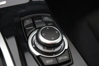 BMW 520, 2.0, 135 kW, бензин, автомат, задний привод