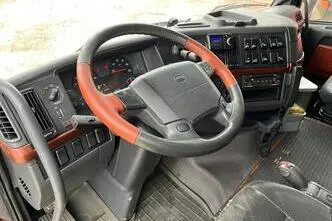 Volvo FH 16 660 6x4, 485 kW, diisel, automaat
