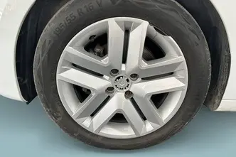 Renault Clio, 1.6, 67 kW, hübriid, automaat, esivedu