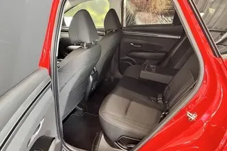 Hyundai Tucson, 1.6, 110 kW, гибрид, автомат, передний привод