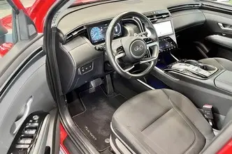 Hyundai Tucson, 1.6, 110 kW, гибрид, автомат, передний привод