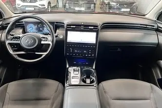 Hyundai Tucson, 1.6, 110 kW, гибрид, автомат, передний привод