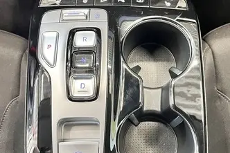 Hyundai Tucson, 1.6, 110 kW, гибрид, автомат, передний привод