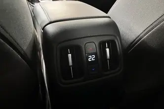 Hyundai Tucson, 1.6, 110 kW, гибрид, автомат, передний привод