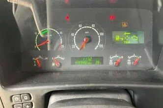 Scania P, 11.7, 309 kW, diisel, tagavedu