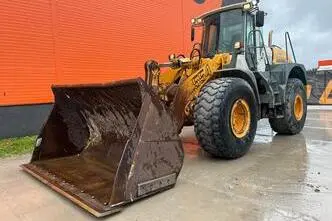 Liebherr L 554 4x4, 145 kW, diisel, automaat