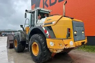 Liebherr L 554 4x4, 145 kW, diisel, automaat