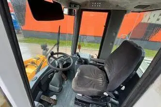 Liebherr L 554 4x4, 145 kW, diisel, automaat