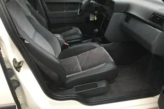 Volvo 850, 2.4, 103 kW, bensiin, automaat, esivedu