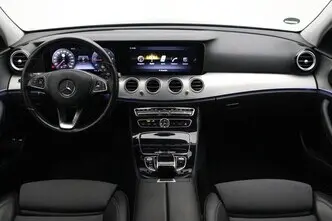 Mercedes-Benz E 220, 2.0, 143 kW, дизель, автомат, задний привод