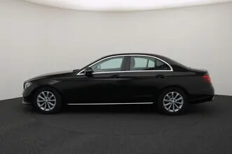 Mercedes-Benz E 220, 2.0, 143 kW, дизель, автомат, задний привод