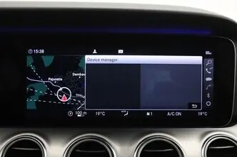 Mercedes-Benz E 220, 2.0, 143 kW, дизель, автомат, задний привод