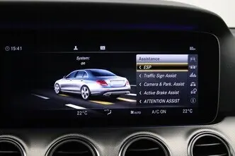 Mercedes-Benz E 220, 2.0, 143 kW, дизель, автомат, задний привод