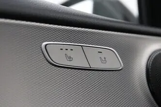 Mercedes-Benz E 220, 2.0, 143 kW, дизель, автомат, задний привод