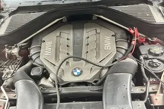 BMW X6, 4.4, 300 kW, бензин, автомат, полный привод