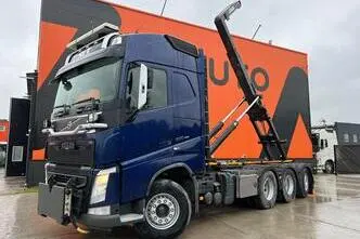 Volvo FH 540 8x4*4, 405 kW, дизель, автомат