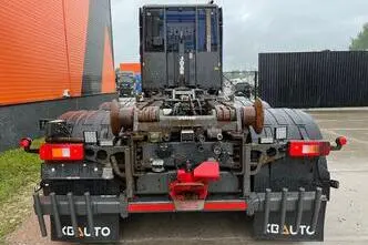 Volvo FH 540 8x4*4, 405 kW, дизель, автомат