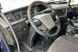 Volvo FH 540 8x4*4, 405 kW, дизель, автомат