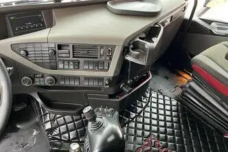 Volvo FH 540 8x4*4, 405 kW, дизель, автомат