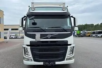 Volvo FM330, 248 kW, diisel, automaat