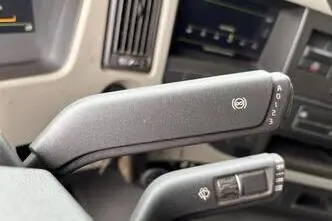 Volvo FM330, 248 kW, diisel, automaat