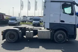 Mercedes-Benz Actros, 12.8, 330 kW, дизель, автомат, задний привод