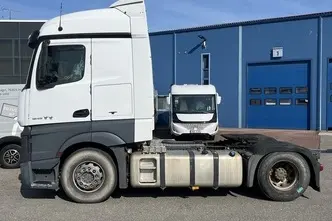 Mercedes-Benz Actros, 12.8, 330 kW, дизель, автомат, задний привод
