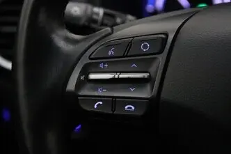 Hyundai Kona, 1.6, 77 kW, гибрид, автомат, передний привод
