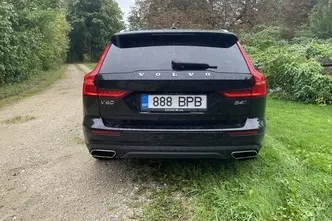 Volvo V60 Cross Country, 2.0, 145 kW, гибрид, автомат, полный привод