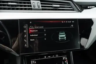 Audi e-tron, 371 kW, elekter, automaat, nelikvedu