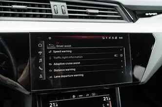Audi e-tron, 371 kW, elekter, automaat, nelikvedu